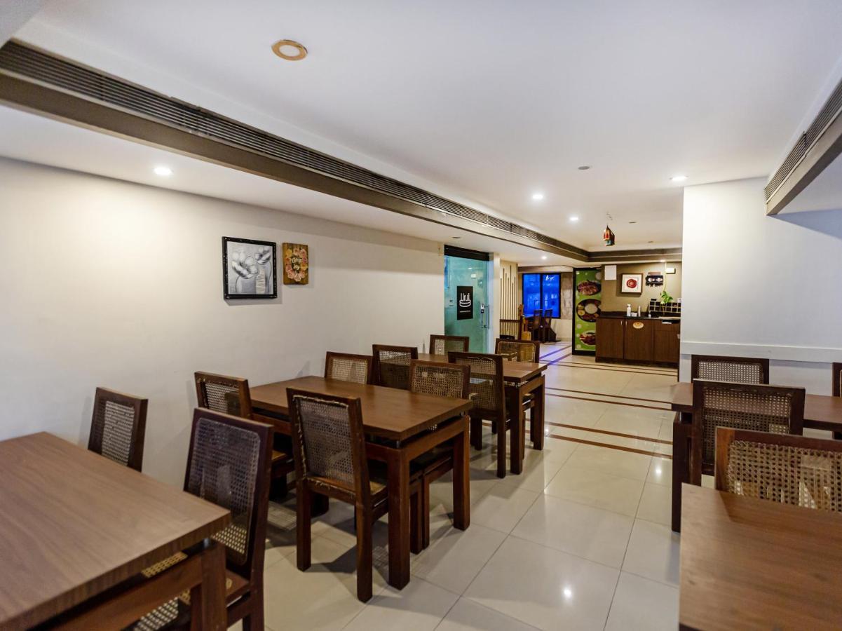 Treebo Trend Time Square Marine Drive Kochi Exterior foto