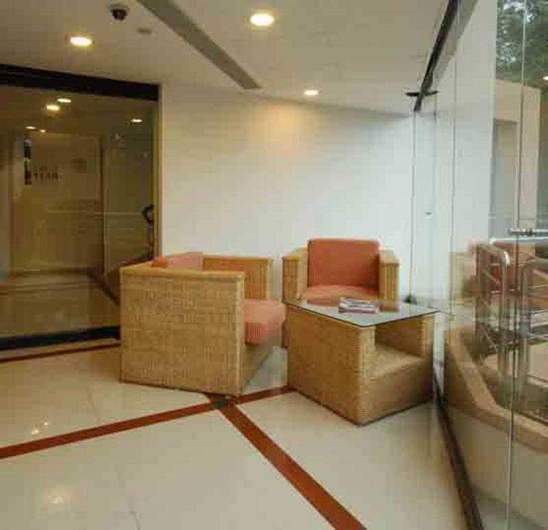 Treebo Trend Time Square Marine Drive Kochi Exterior foto