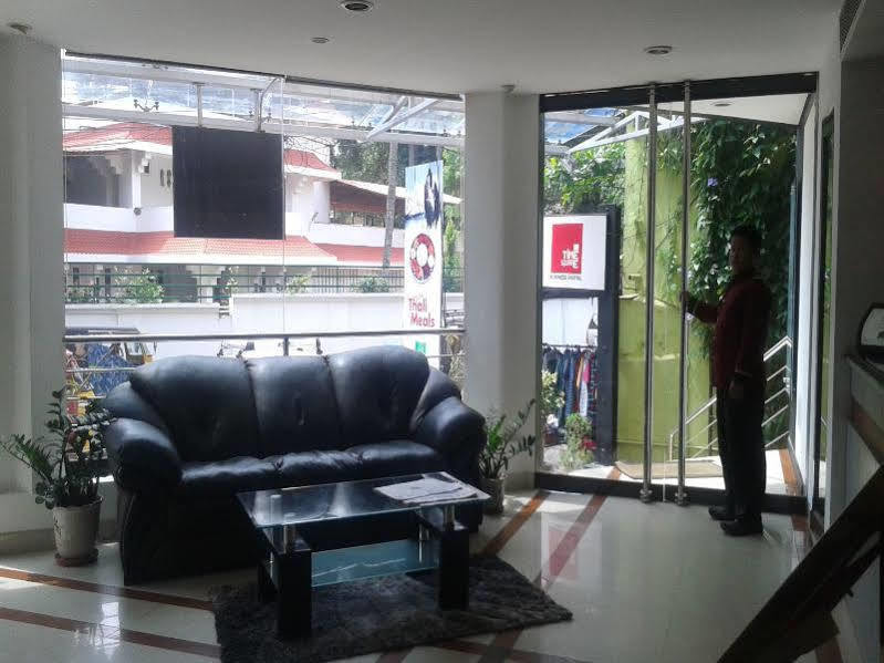 Treebo Trend Time Square Marine Drive Kochi Exterior foto
